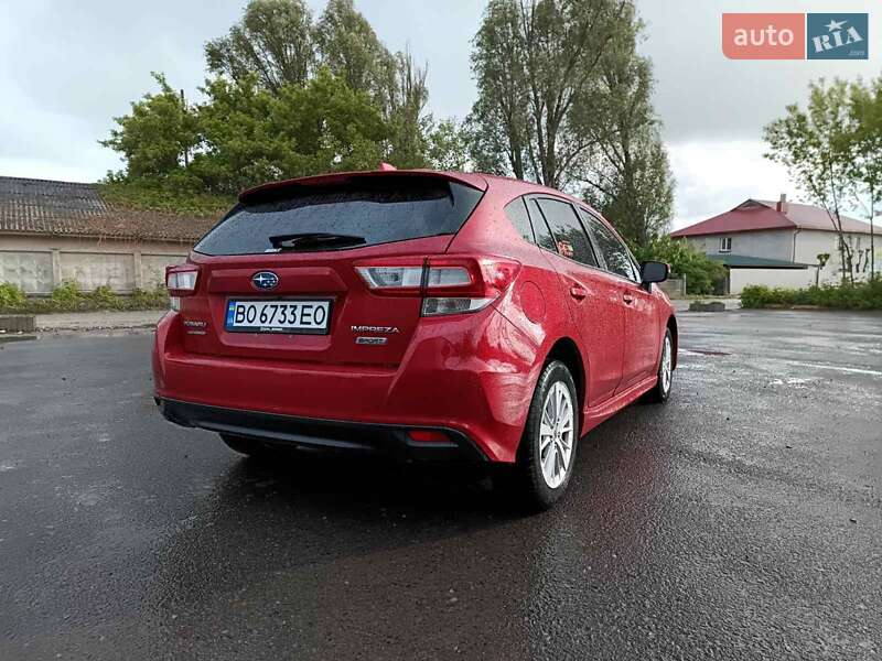 Хэтчбек Subaru Impreza 2017 в Тернополе