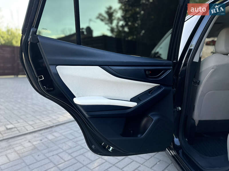 Хетчбек Subaru Impreza 2020 в Дніпрі