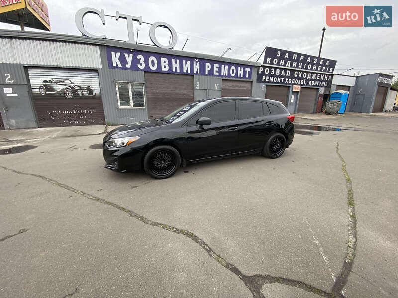 Хэтчбек Subaru Impreza 2017 в Киеве