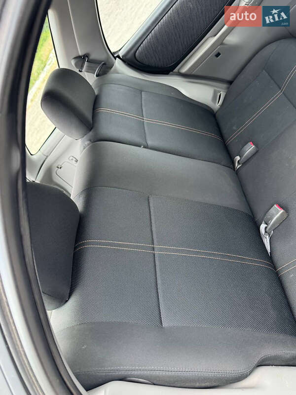 Універсал Subaru Impreza 2001 в Дніпрі фото 12 Універсал Subaru Impreza 2001 в Дніпрі