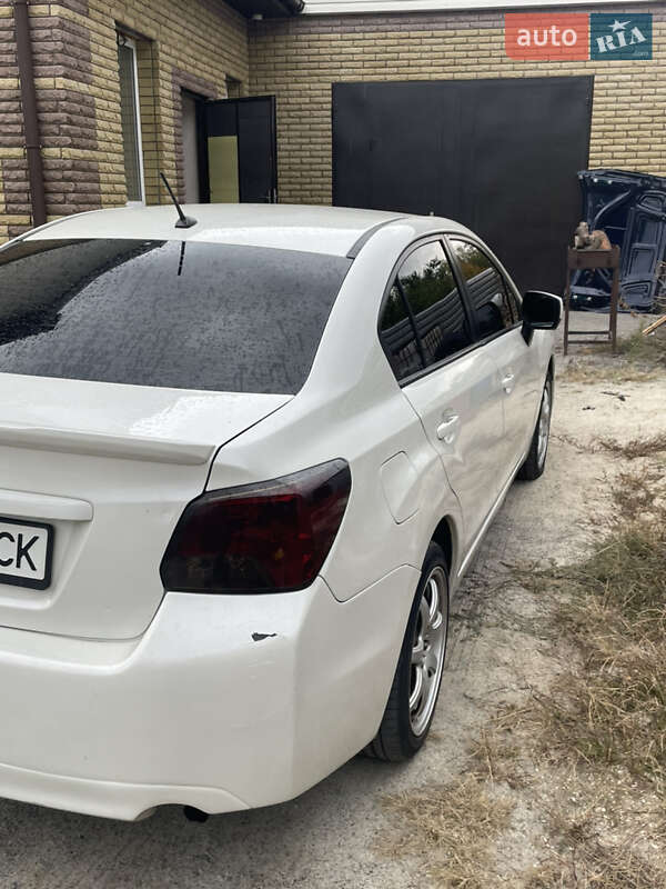 Седан Subaru Impreza 2015 в Дніпрі