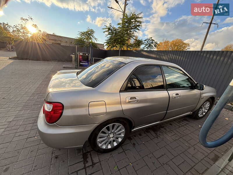 Седан Subaru Impreza 2005 в Дніпрі