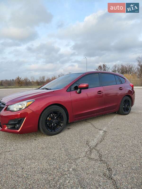 Хэтчбек Subaru Impreza 2016 в Днепре