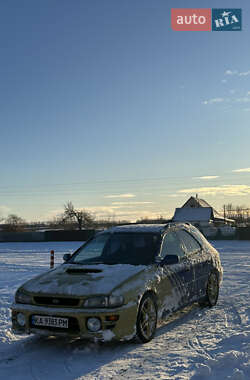 Универсал Subaru Impreza 2000 в Киеве