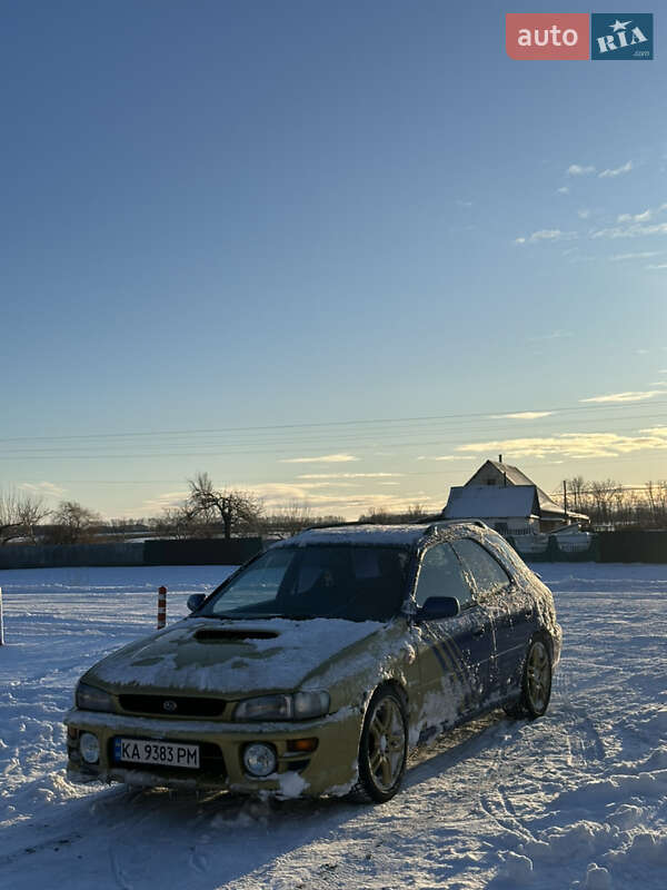 Subaru Impreza 2000