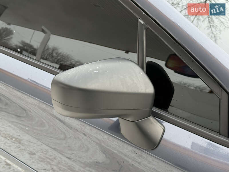 Седан Subaru Impreza 2017 в Днепре