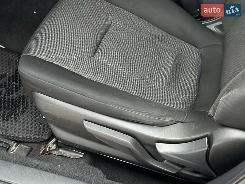 Седан Subaru Impreza 2017 в Днепре