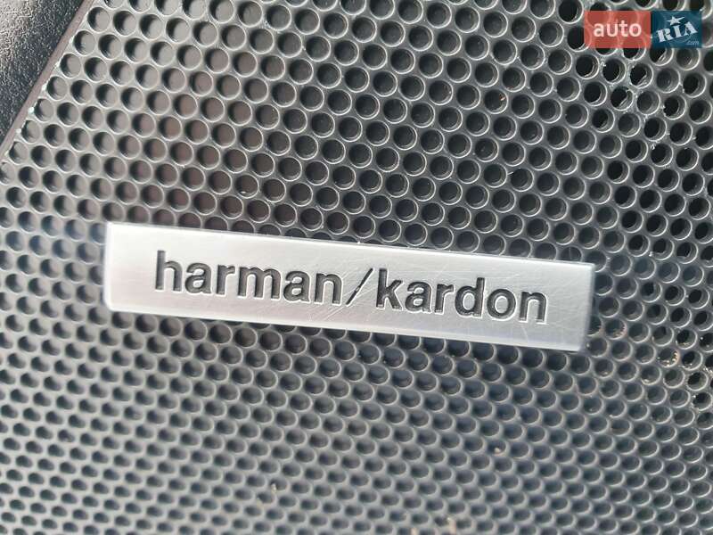 Седан Subaru Impreza 2022 в Киеве