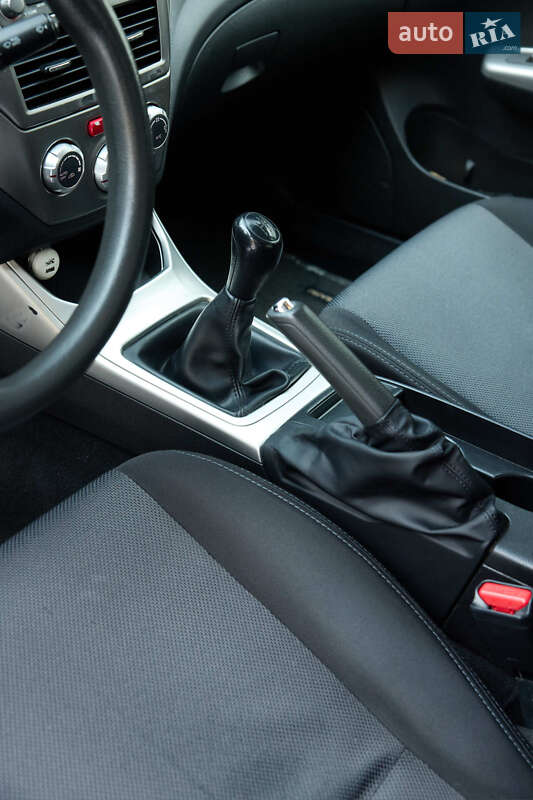 Седан Subaru Impreza 2008 в Киеве