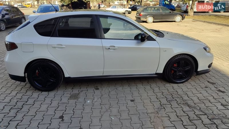 Хэтчбек Subaru Impreza 2008 в Черновцах