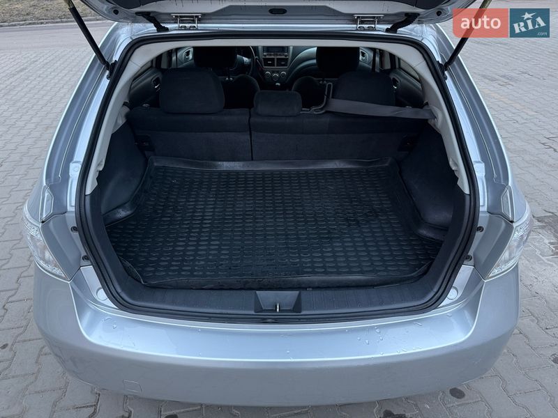 Хэтчбек Subaru Impreza 2011 в Житомире