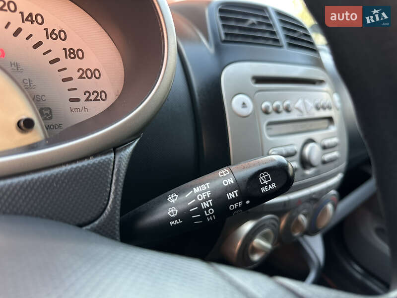 Хетчбек Subaru Justy 2009 в Дрогобичі