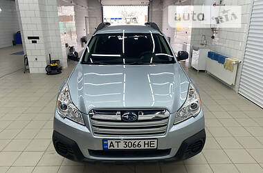 Subaru Legacy Outback 2012