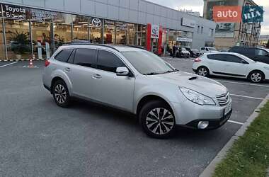 Универсал Subaru Legacy Outback 2012 в 