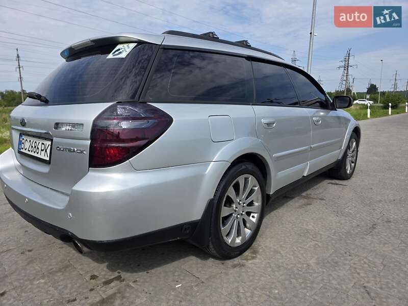Универсал Subaru Legacy Outback 2004 в Львове