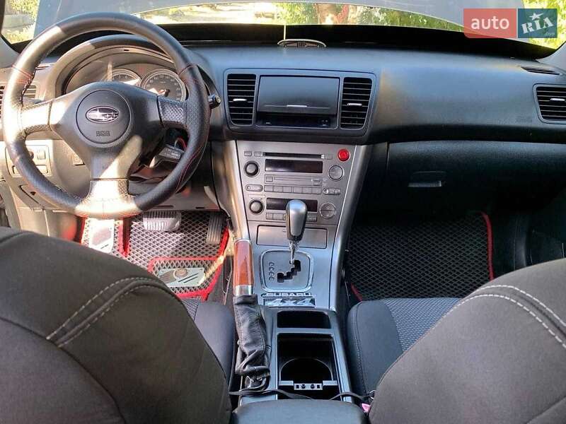 Универсал Subaru Legacy Outback 2005 в 