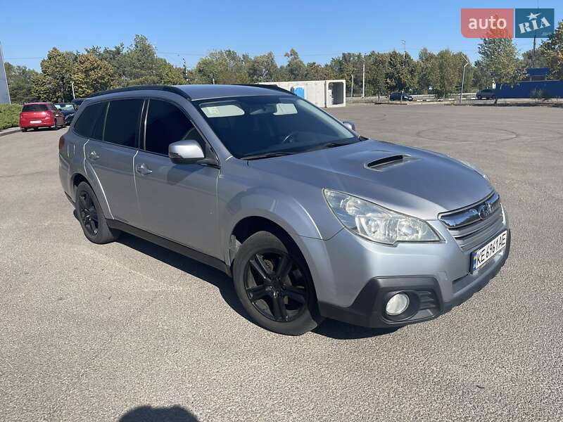 Универсал Subaru Legacy Outback 2013 в Днепре