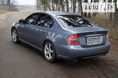 Седан Subaru Legacy 2006 в Днепре