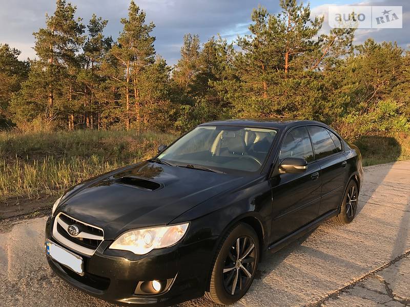 Subaru Legacy 2009 року