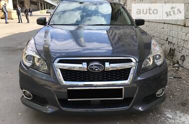 Subaru Legacy 2013