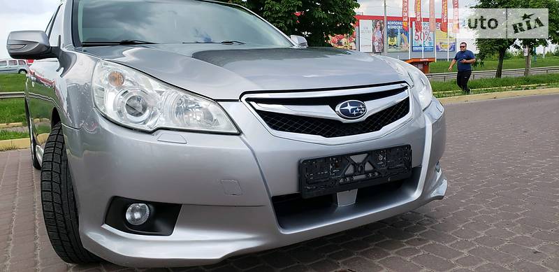 Седан Subaru Legacy 2010 в Рівному