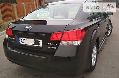 Седан Subaru Legacy 2011 в Днепре