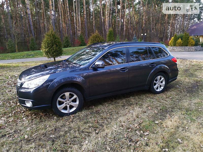 Універсал Subaru Legacy 2011 в Нововолинську