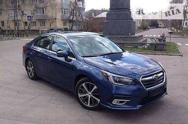 Седан Subaru Legacy 2019 в 