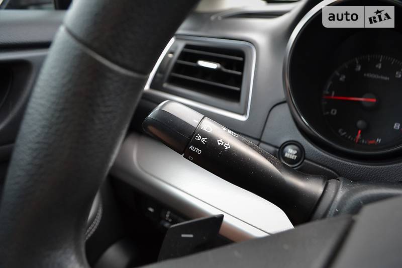 Седан Subaru Legacy 2014 в Харкові