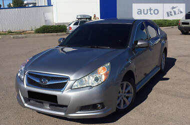 Subaru Legacy 2011