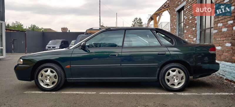Седан Subaru Legacy 1998 в Киеве