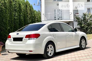 Седан Subaru Legacy 2009 в Черновцах