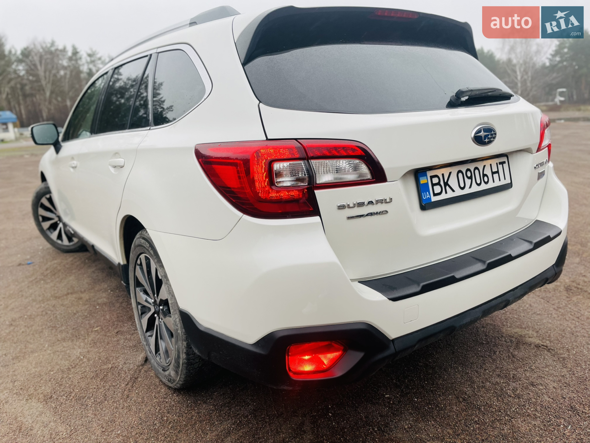 2015 Subaru Legacy - мініатюра 19