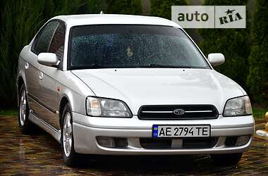 Седан Subaru Legacy 2000 в 
