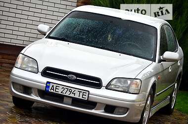 Седан Subaru Legacy 2000 в 