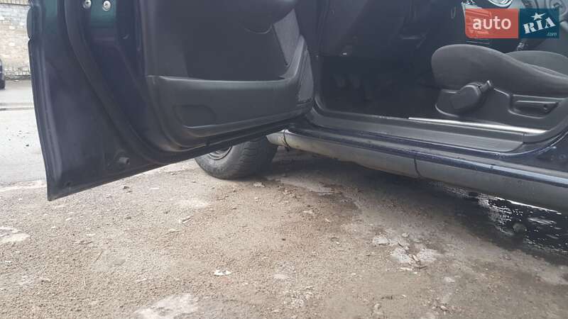 Седан Subaru Legacy 1996 в Киеве