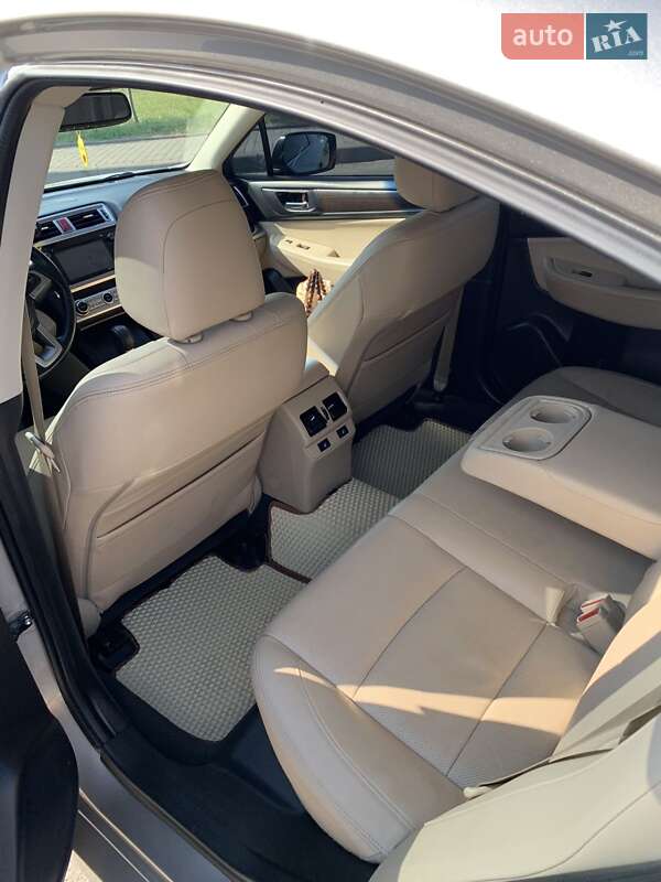 Седан Subaru Legacy 2016 в Черкасах
