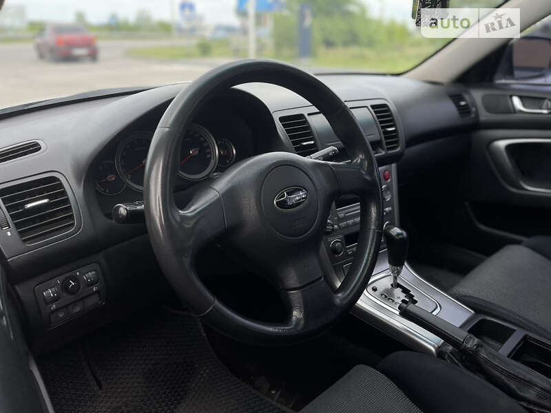 Седан Subaru Legacy 2004 в Днепре фото 8 Седан Subaru Legacy 2004 в Днепре