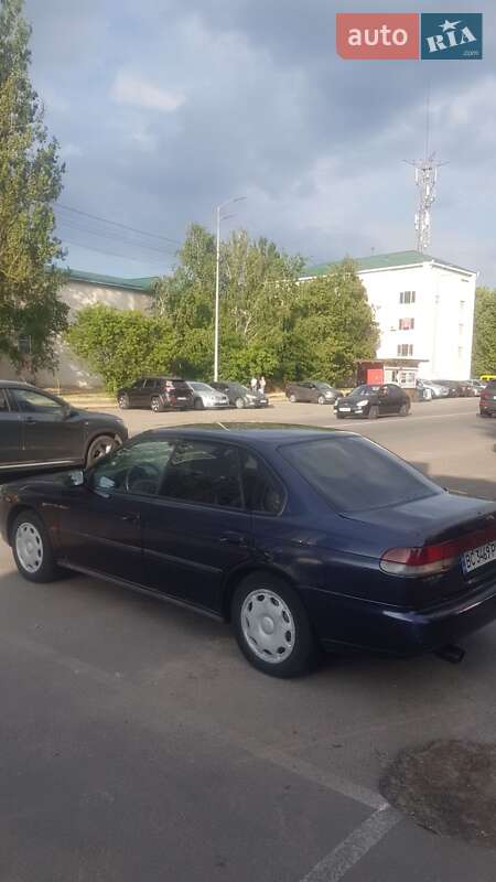 Седан Subaru Legacy 1996 в Киеве