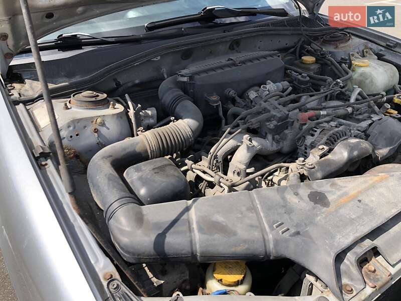 Седан Subaru Legacy 2002 в Києві
