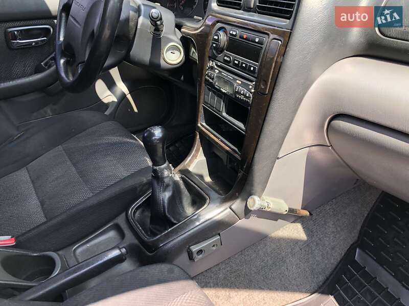 Седан Subaru Legacy 2002 в Києві