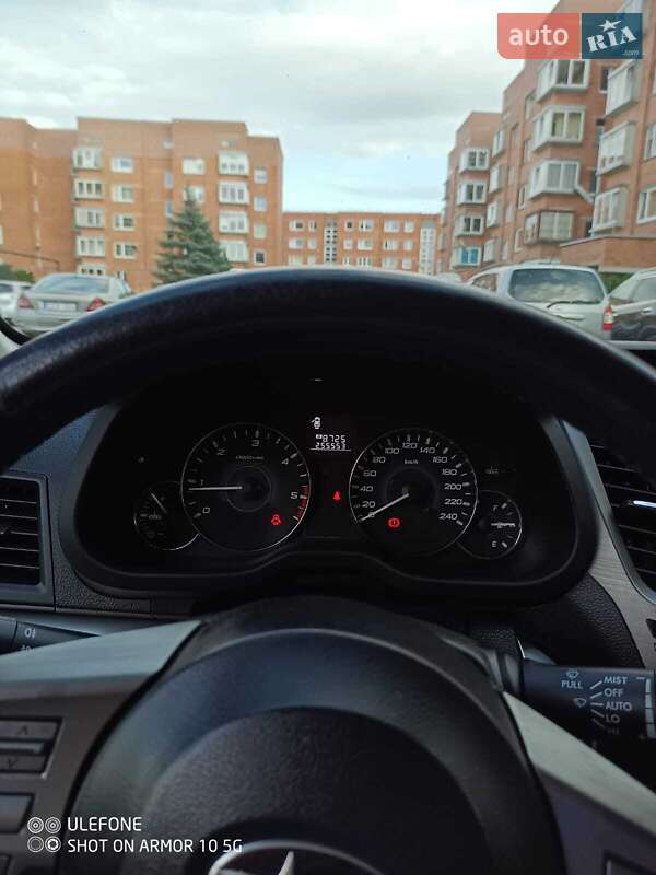 Универсал Subaru Legacy 2011 в Луцке