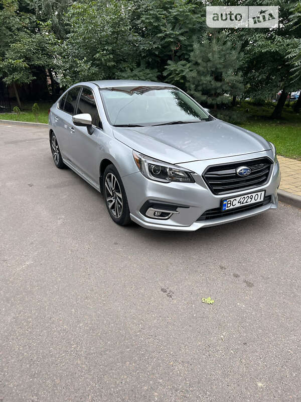 Седан Subaru Legacy 2019 в Львове