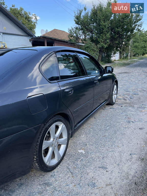Седан Subaru Legacy 2006 в Днепре