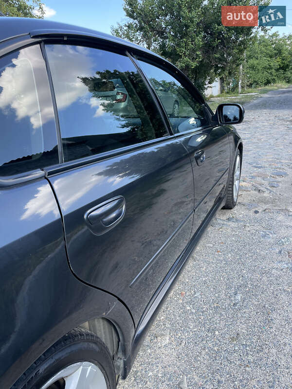 Седан Subaru Legacy 2006 в Днепре