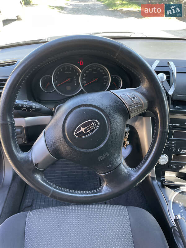 Седан Subaru Legacy 2006 в Днепре