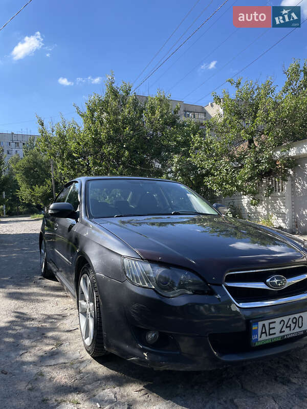Седан Subaru Legacy 2006 в Днепре