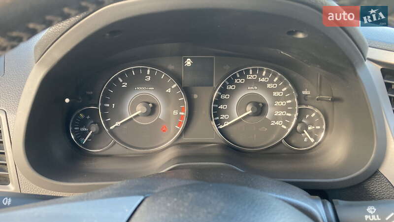 Універсал Subaru Legacy 2010 в Рівному