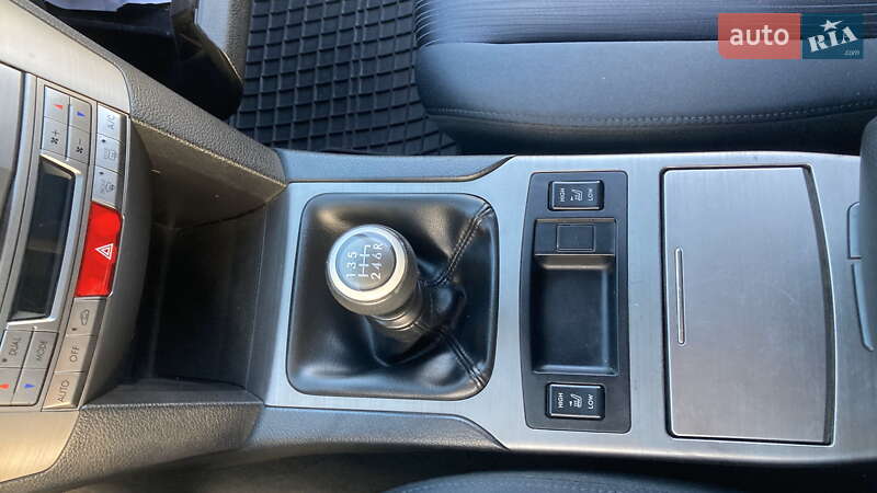 Універсал Subaru Legacy 2010 в Рівному