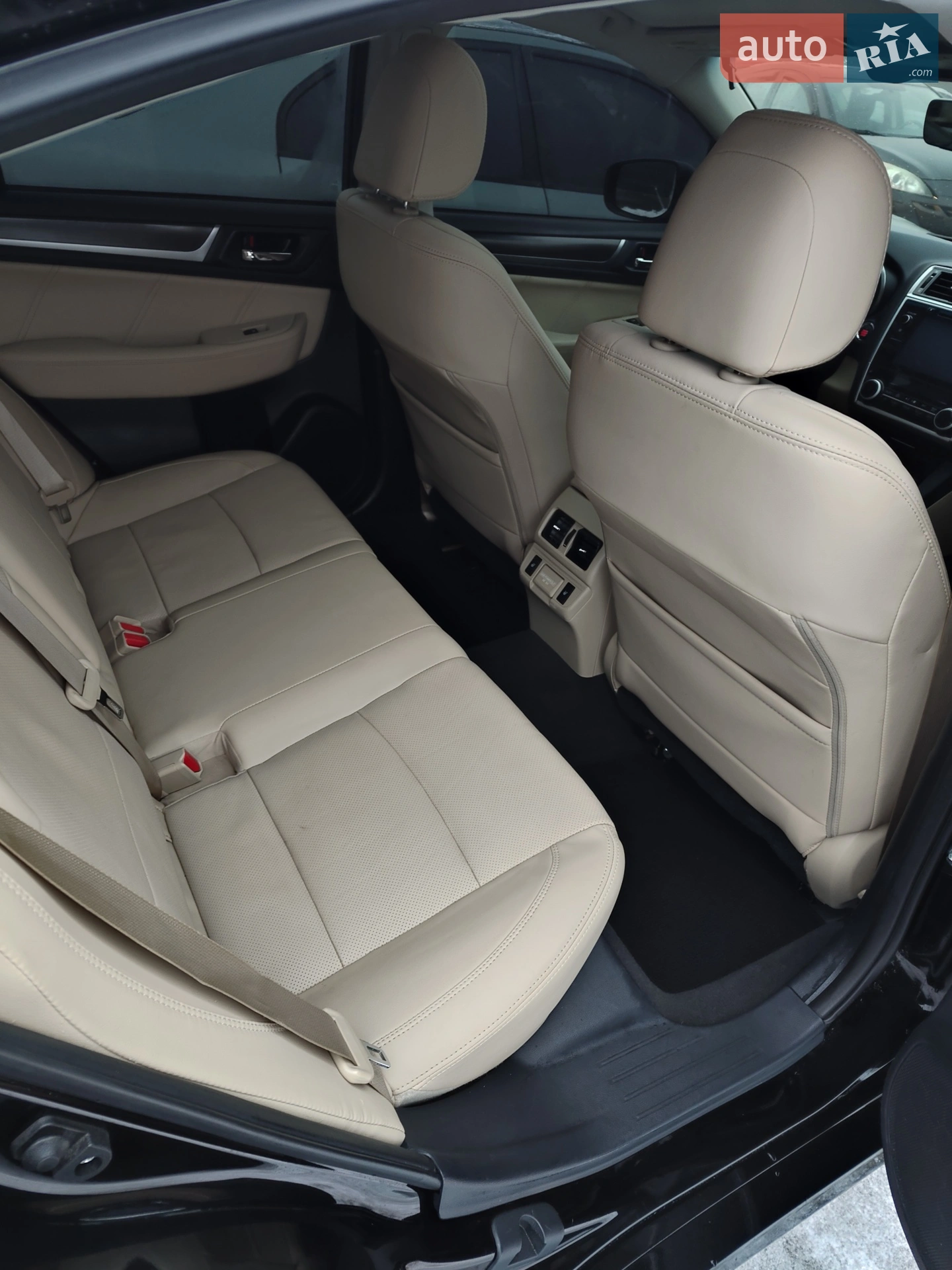 2018 Subaru Legacy - мініатюра 40